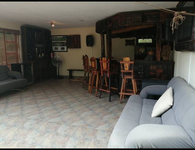 4 BEDROOM HOUSE FOR SALE IN BOSCHENVAAL RIVER FRONT LODGES